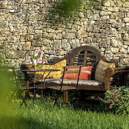 Demeure Xviie Vue 5 Chateaux Piscine Au Sel Dom wakacyjny