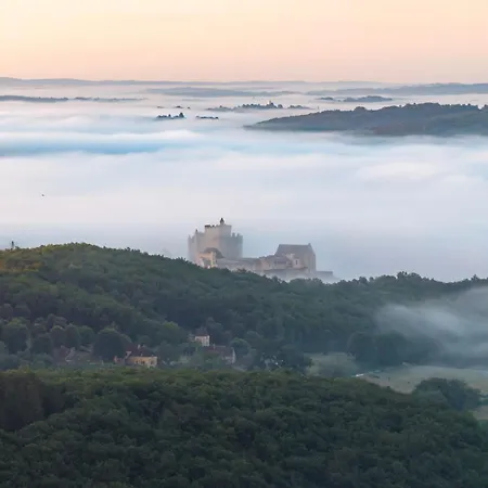 Demeure Xviie Vue 5 Chateaux Piscine Au Sel Dom wakacyjny