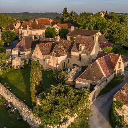 Demeure Xviie Vue 5 Chateaux Piscine Au Sel Dom wakacyjny